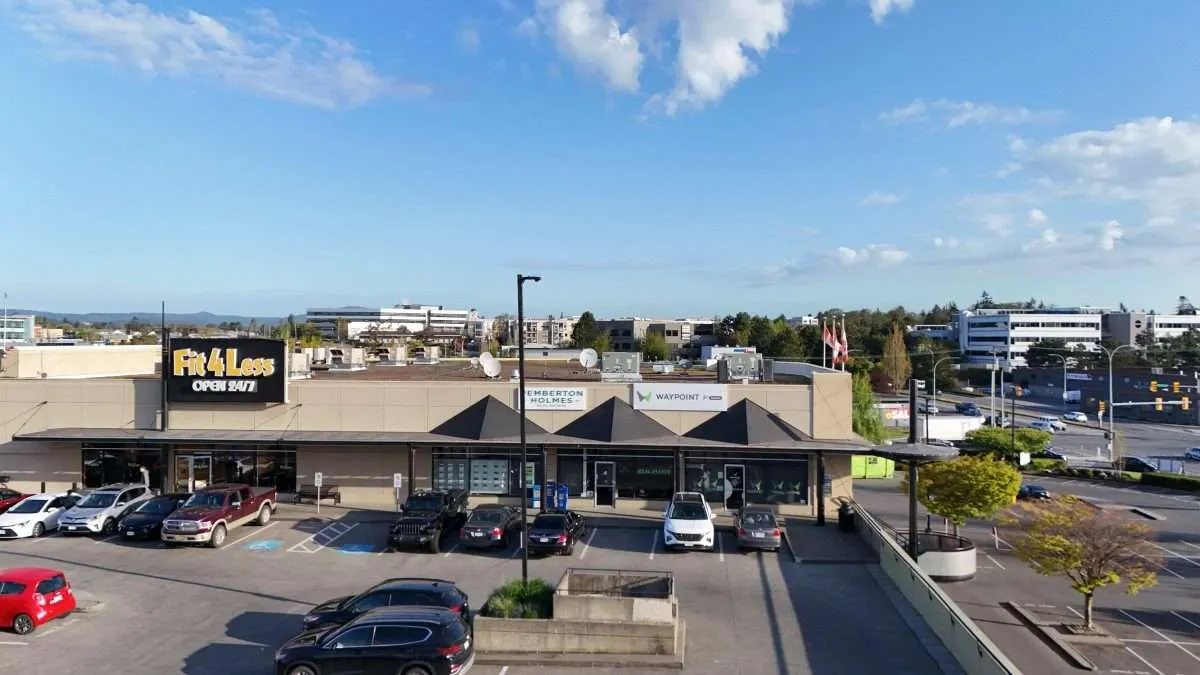 Price Reduced | 150 – 805 Cloverdale Ave, Saanich