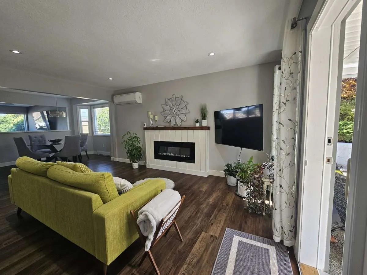 6057 Regent Pl.